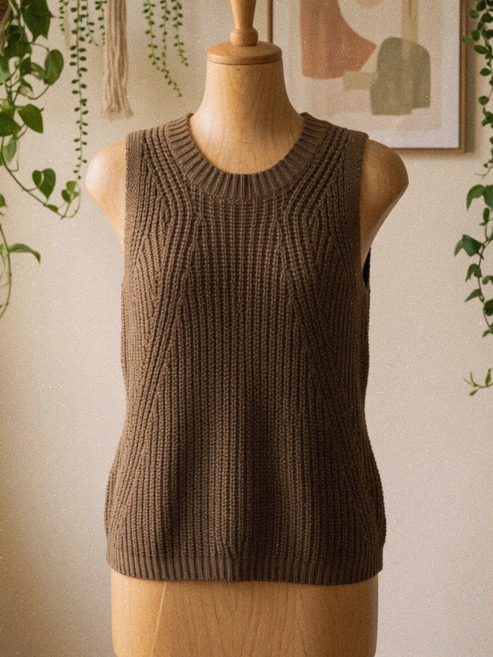 LOFT NEW MED Sleeveless Ribbed Knit Sweater Vest in Brown Olive